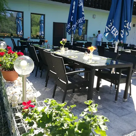 بيت ضيافة Waldwirt Sankt Kanzian am Klopeiner See